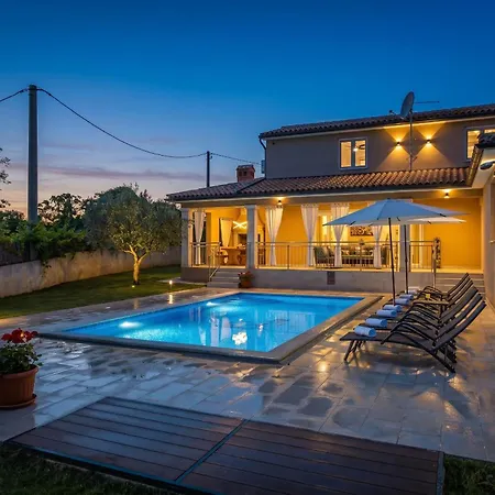 Karla Near Pula For 8 Persons With Private Pool, Kids Playground & Pet Friendly