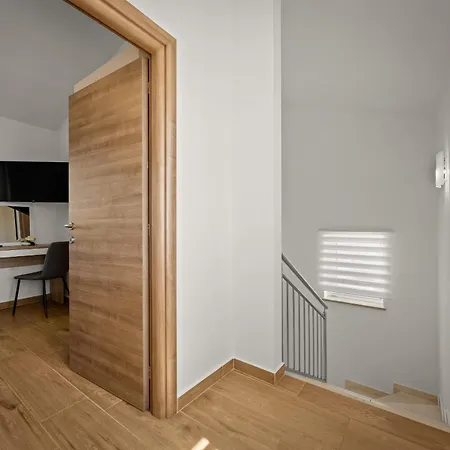 Karla Near Pula For 8 Persons With Private Pool, Kids Playground & Pet Friendly *