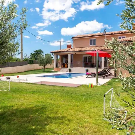 Karla Near Pula For 8 Persons With Private Pool, Kids Playground & Pet Friendly